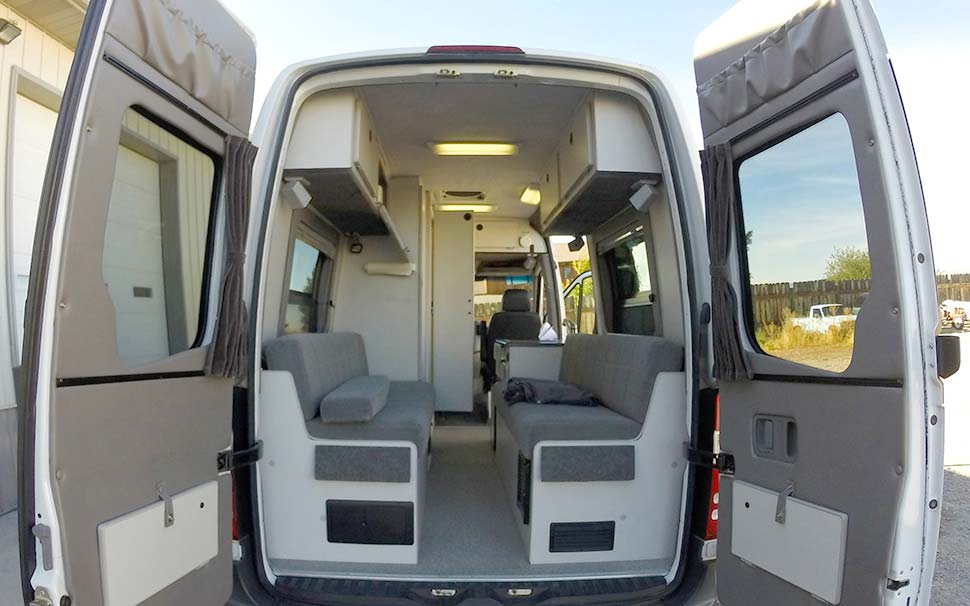 de vans aménagés aux États-Unis et au Canada - Campervan America